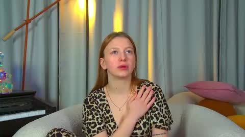 Snapshot of beatricebinoche chatting on 02.01.26 Beatrice online show from 02.01.26