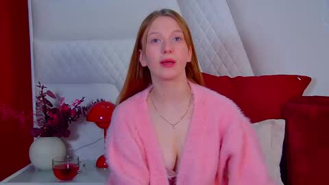 Snapshot of beatricebinoche chatting on 02.03.26 Beatrice online show from 02.03.26