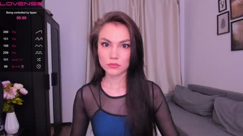 Bzzz Bea online show from 12.06.24