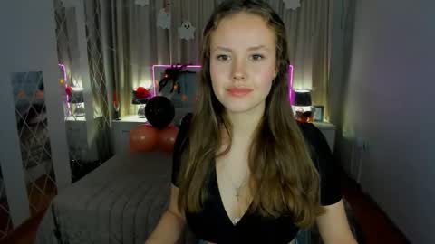 BeatriceWild online show from 10.26.25