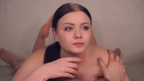 Snapshot of beatris_mils chatting on 02.04.25 Beatrice online show from 02.04.25