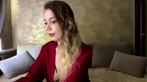 Snapshot of beatrix_vale chatting on 05.15.26 Michelle online show from 05.15.26