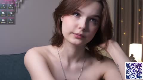 Snapshot of beatrixcutsforth chatting on 01.26.25 Beatrix or Triss3 online show from 01.26.25
