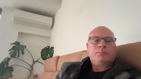 Snapshot of beatsboy87 chatting on 08.01.26 beatsboy87 online show from 08.01.26