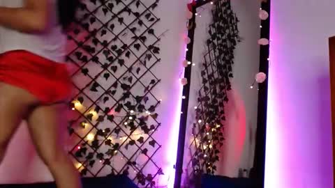 Snapshot of beautibellah chatting on 01.17.26 beautibellah online show from 01.17.26