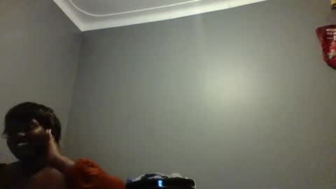 Snapshot of beautie699392 chatting on 02.17.25 Lil stunner online show from 02.17.25