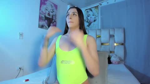 Snapshot of beautiful_doll888 chatting on 10.11.25 Valeria online show from 10.11.25