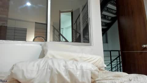 Snapshot of beautiful_hardcock chatting on 04.01.26 Katalina online show from 04.01.26