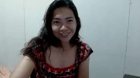 Snapshot of beautiful_sm1le chatting on 11.25.25 Smiley online show from 11.25.25