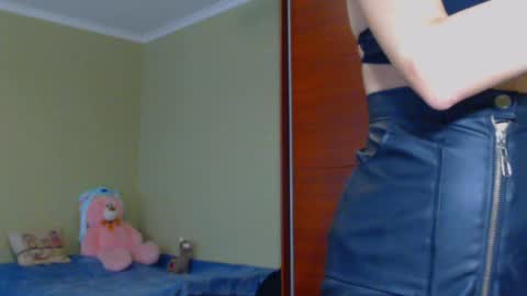 Snapshot of beauty_fruity chatting on 02.17.25 Maria online show from 02.17.25