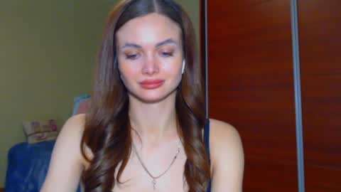Snapshot of beauty_fruity chatting on 03.03.25 Maria online show from 03.03.25