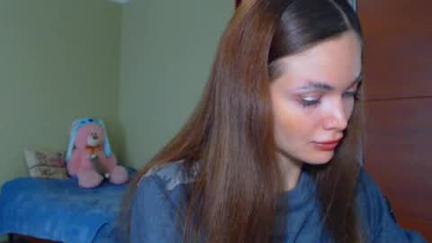 Snapshot of beauty_fruity chatting on 03.11.25 Maria online show from 03.11.25
