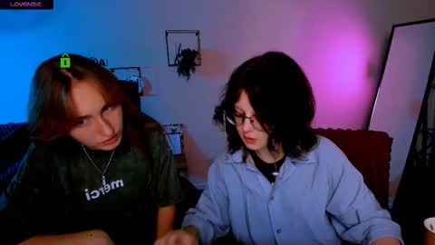 Snapshot of beauty_ginger chatting on 09.22.25 beauty_ginger online show from 09.22.25