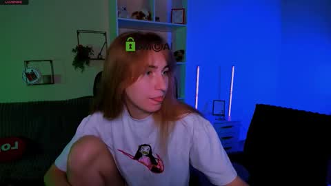 Snapshot of beauty_ginger chatting on 10.15.25 beauty_ginger online show from 10.15.25