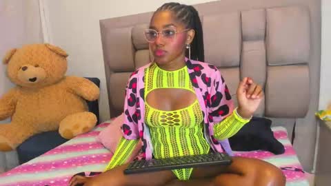 beauty_luci online show from 10.07.25