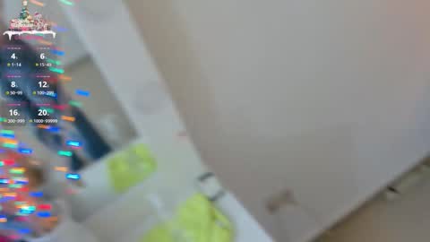 Ariana Reyes online show from 12.16.25