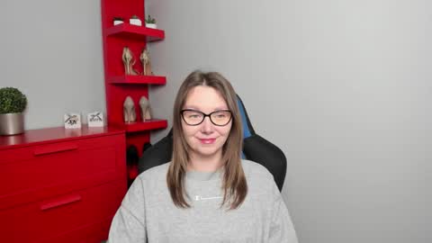 Zoe online show from 11.04.25