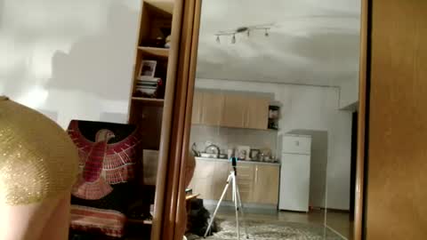 Snapshot of bebacksooon chatting on 11.09.25 Raluca online show from 11.09.25