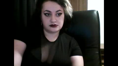 Snapshot of becasmith chatting on 02.19.25 Becca-Van-Boa online show from 02.19.25