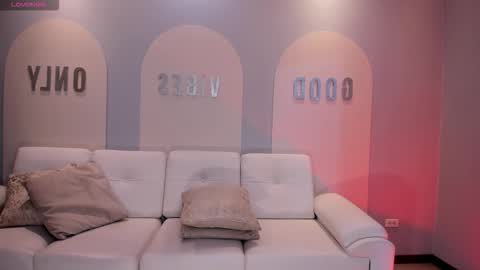 Am Becca online show from 11.09.25