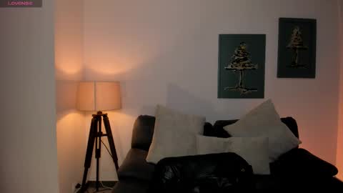 Am Becca online show from 02.25.26