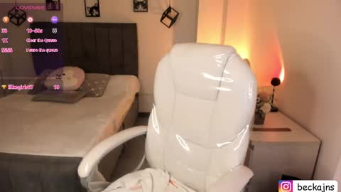 Marzhie online show from 09.16.25