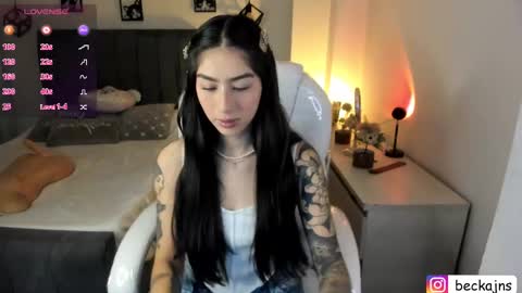 Marzhie online show from 09.18.25