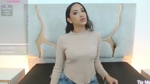 BELLA online show from 10.08.25