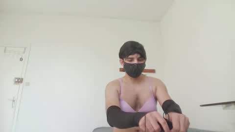 beenishcrossdresser online show from 12.16.25