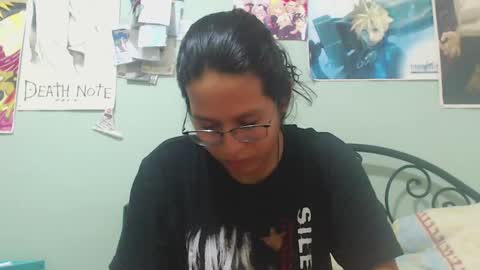 Snapshot of beentage chatting on 01.12.25 Alex online show from 01.12.25