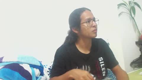 Snapshot of beentage chatting on 11.05.25 Alex online show from 11.05.25