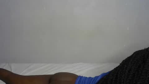 Snapshot of beib_love chatting on 12.05.24 beib_love online show from 12.05.24