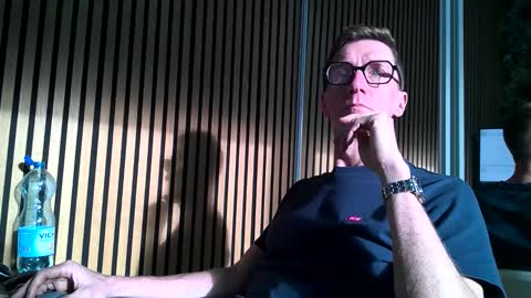 Snapshot of belami_france chatting on 12.16.25 SexFriendFrance online show from 12.16.25