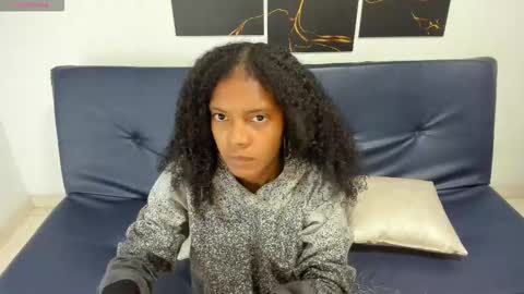 Snapshot of belen10 chatting on 11.16.25 Belen online show from 11.16.25