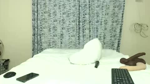 Snapshot of belindaxxxx chatting on 02.16.26 belindaxxxx online show from 02.16.26