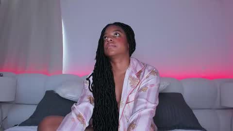 Snapshot of belkis_mills chatting on 02.25.25 Belkis online show from 02.25.25