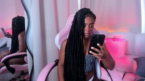 Snapshot of belkis_mills chatting on 09.11.25 Belkis online show from 09.11.25