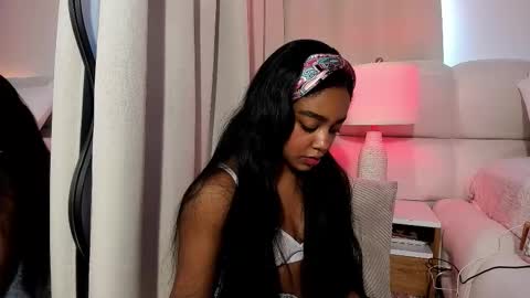 Snapshot of belkis_mills chatting on 10.17.25 Belkis online show from 10.17.25