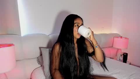 Snapshot of belkis_mills chatting on 10.23.25 Belkis online show from 10.23.25