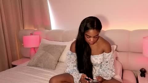 Snapshot of belkis_mills chatting on 11.21.25 Belkis online show from 11.21.25