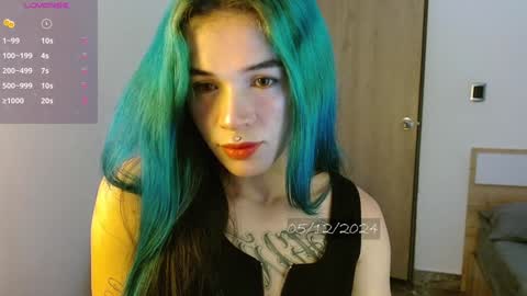   online show from 12.05.24