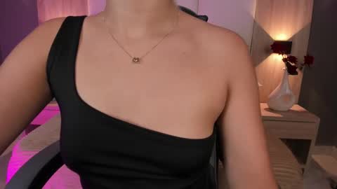 Bella cam online show from 10.06.25