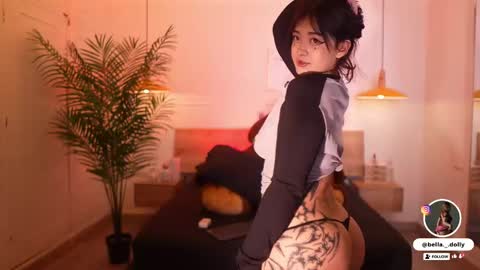    online show from 10.04.25