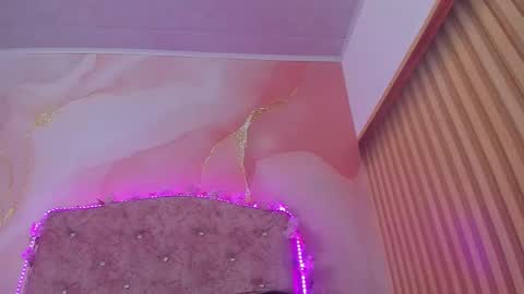 Melanie  online show from 01.07.26