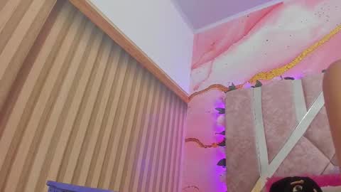 Snapshot of bella__sweets chatting on 02.03.26 Melanie online show from 02.03.26