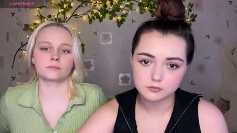 bella_and_alice online show from 05.01.26