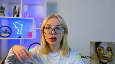 bella_blade online show from 12.18.25