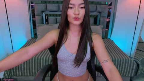 Bella  online show from 04.29.26