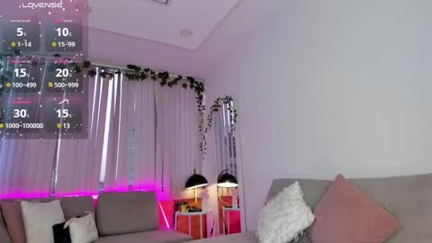 Snapshot of bella_es chatting on 03.04.25 Onlyfans isa bella 23 online show from 03.04.25