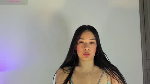 Laura online show from 12.18.24